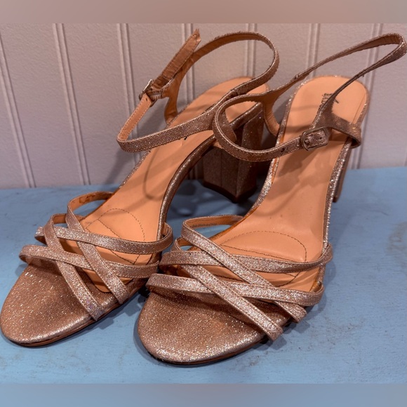 American Glamour Badgley Mischka Gold Glittery Heeled Sandals - Picture 2 of 4